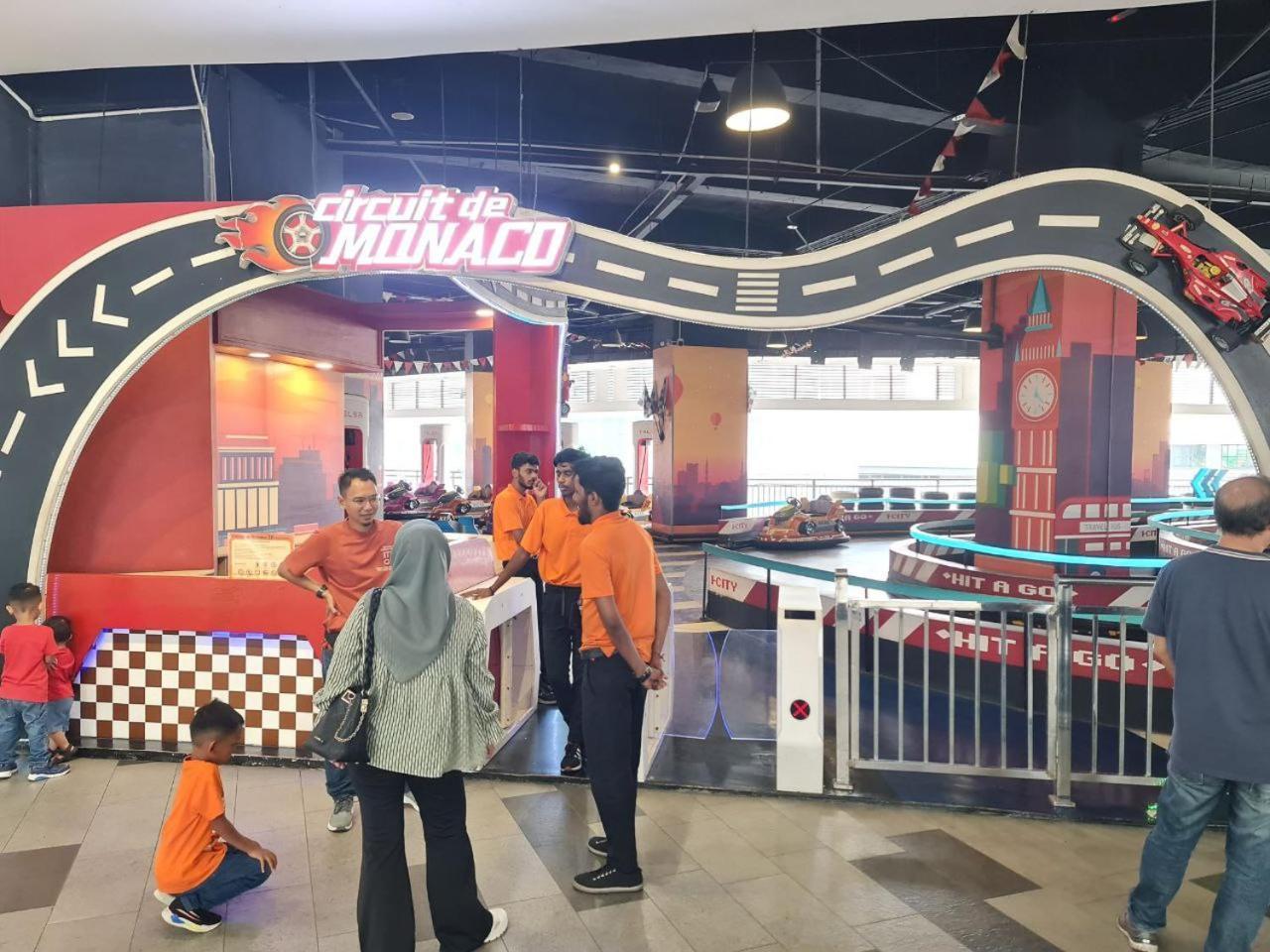 2-5Pax 1R1B Premium Suite, Opposite I-City Shopping Mall, Free Wifi 55" Smart Tv Shah Alam Luaran gambar