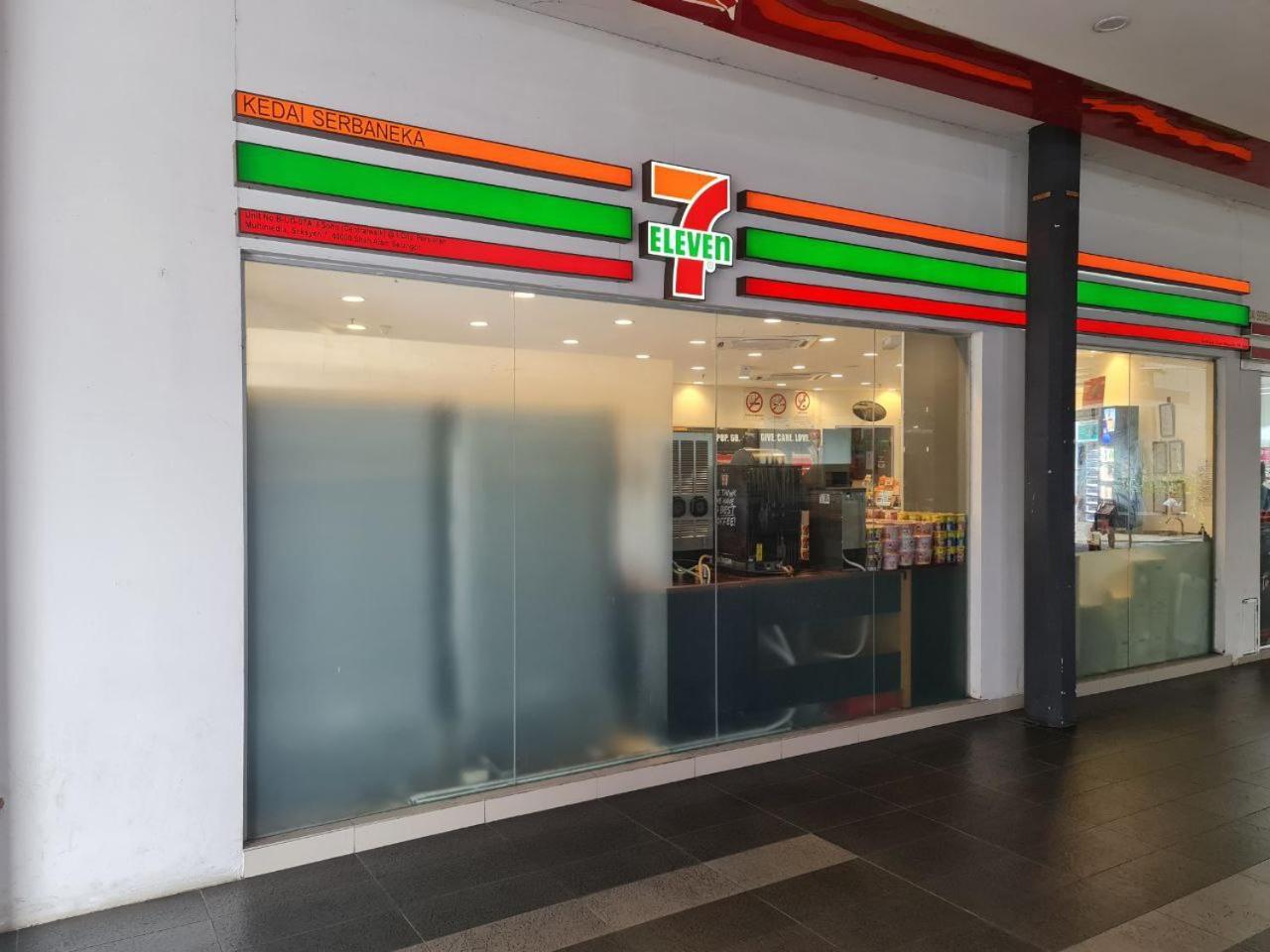 2-5Pax 1R1B Premium Suite, Opposite I-City Shopping Mall, Free Wifi 55" Smart Tv Shah Alam Luaran gambar
