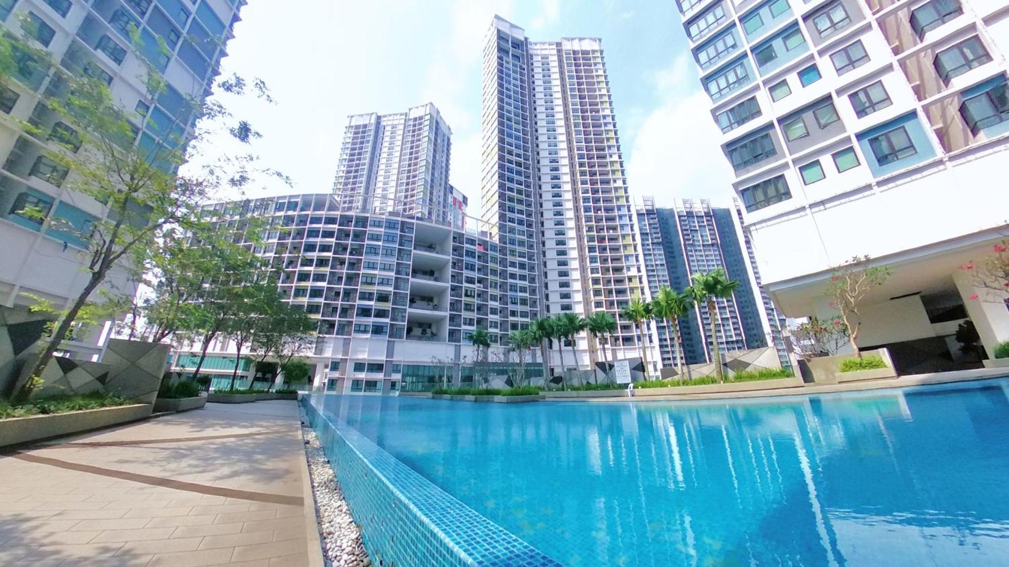 2-5Pax 1R1B Premium Suite, Opposite I-City Shopping Mall, Free Wifi 55" Smart Tv Shah Alam Luaran gambar
